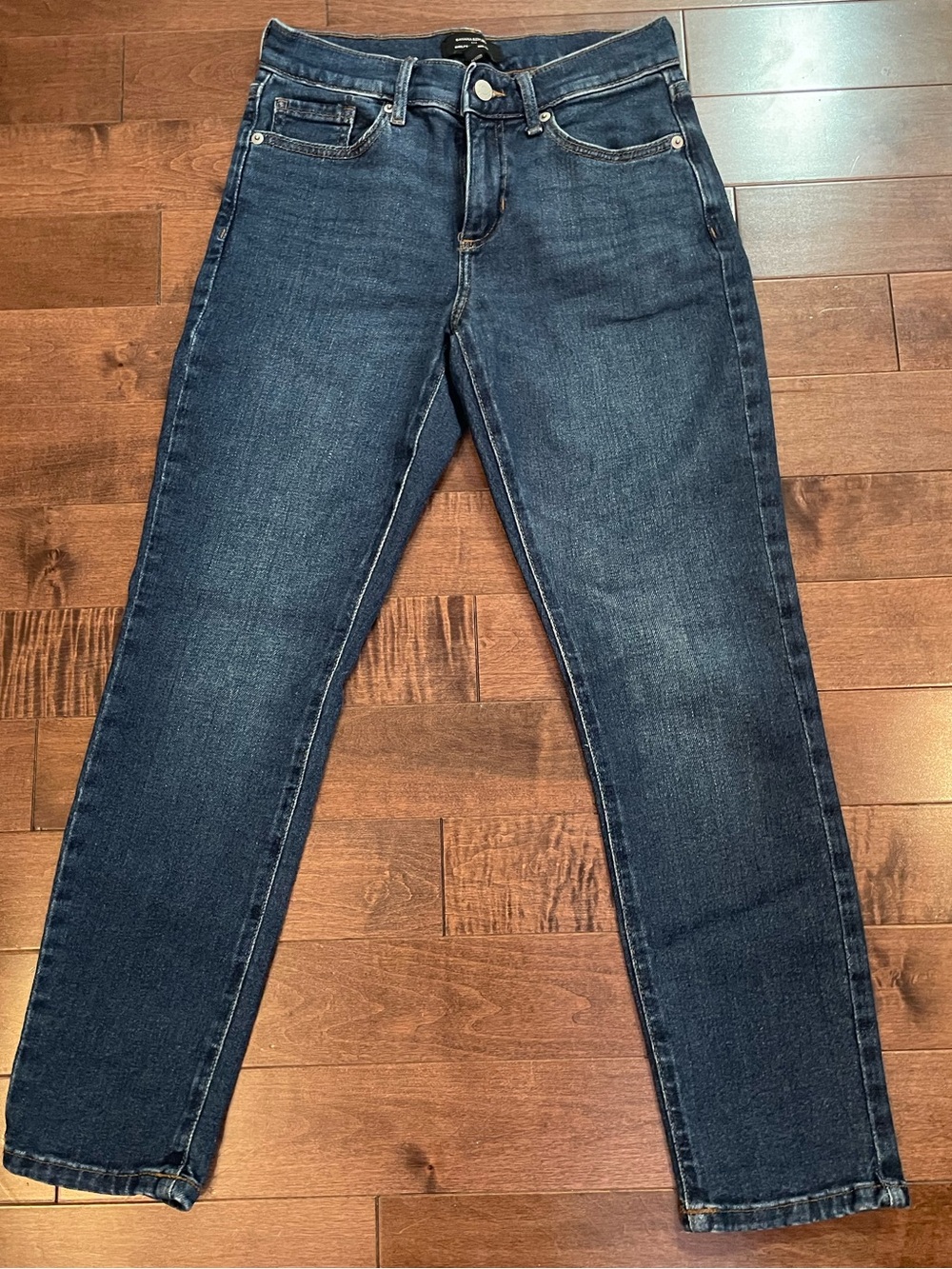 Women's girlfriend mid-rise Jeans